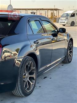 کرایسلەر 300